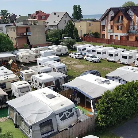 Przyczepa Kempingowa Zuzia Surfwioska *